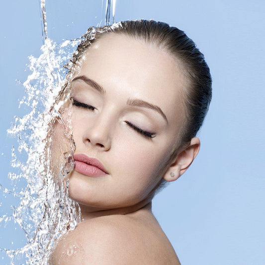 Les 5 erreurs qui abîment votre peau sans que vous le sachiez